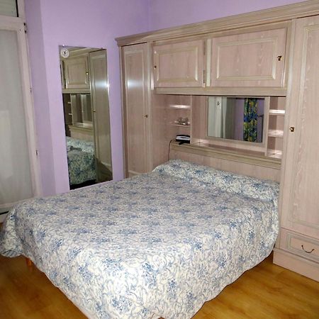 Annapolis Hotel Aix-les-Bains Quarto foto